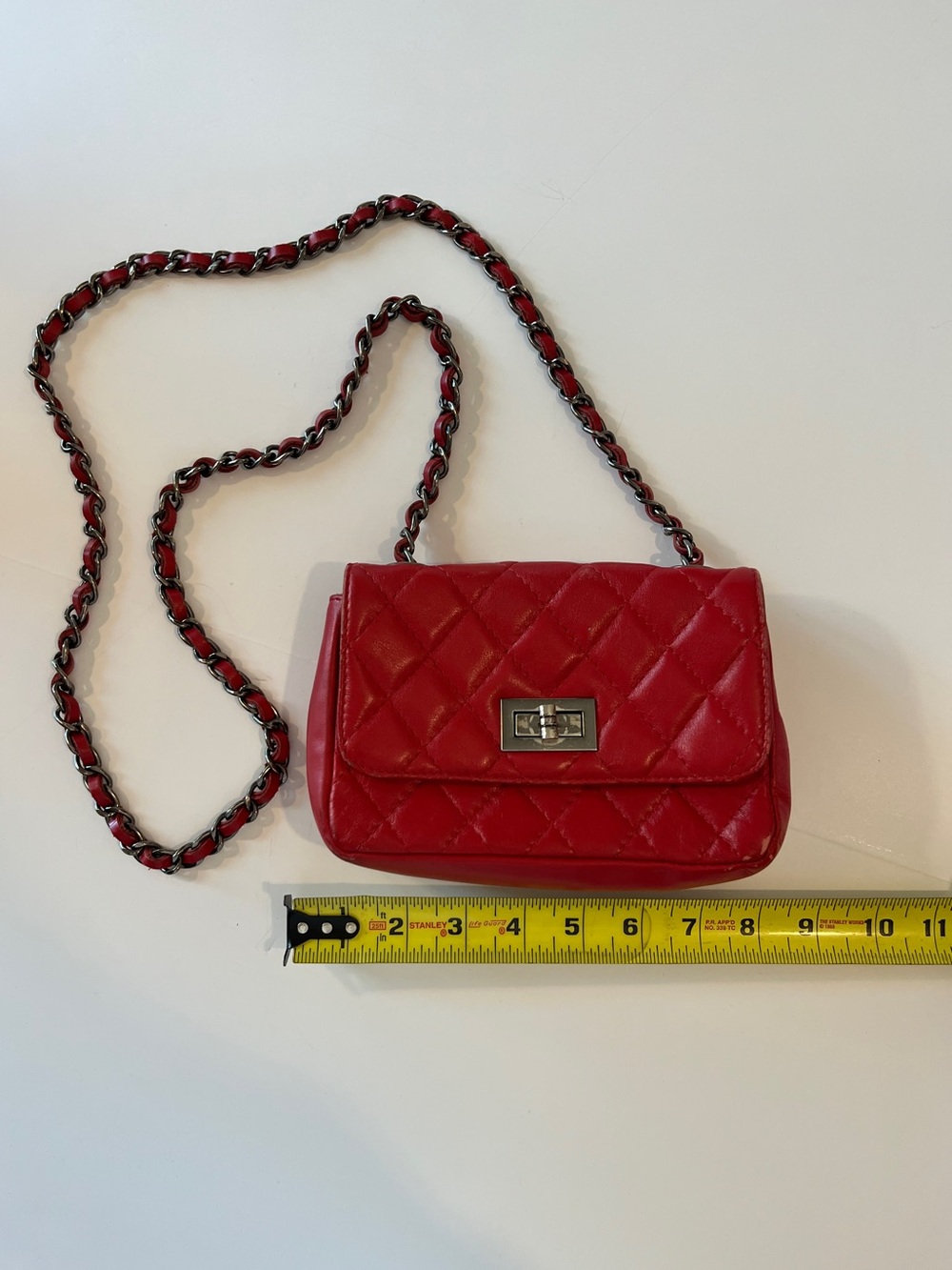 Quilted Red Leather Mini Crossbody Bag Chain Strap Turn Lock Made in Italy - Picture 8 of 14